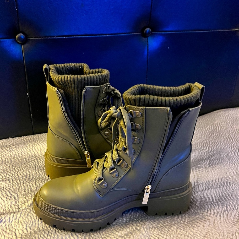 JLO olive boots, size 8